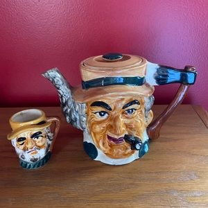 Vintage Toby teapot and mini mug